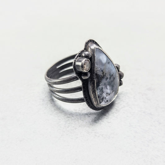 Dendritic agate silver ring with golden accent