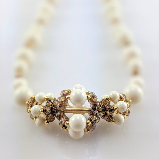 Ivory crystal pearl necklace