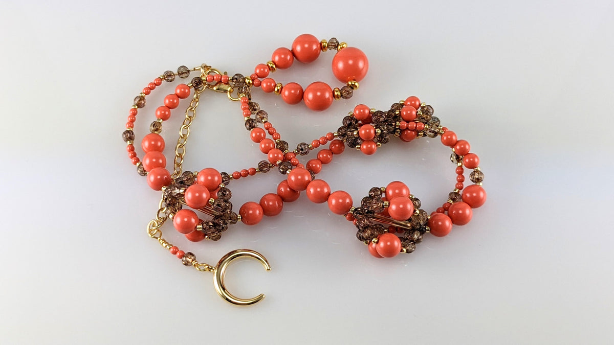 Coral crystal pearl necklace