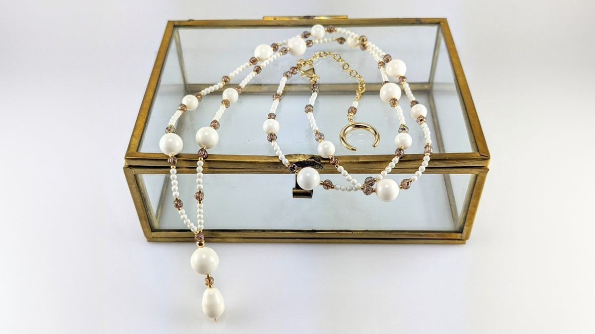Ivory crystal pearl necklace