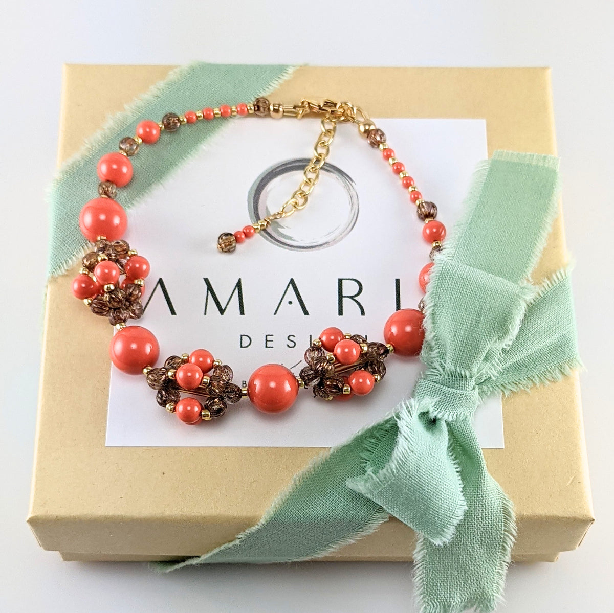 Coral crystal pearl bracelet