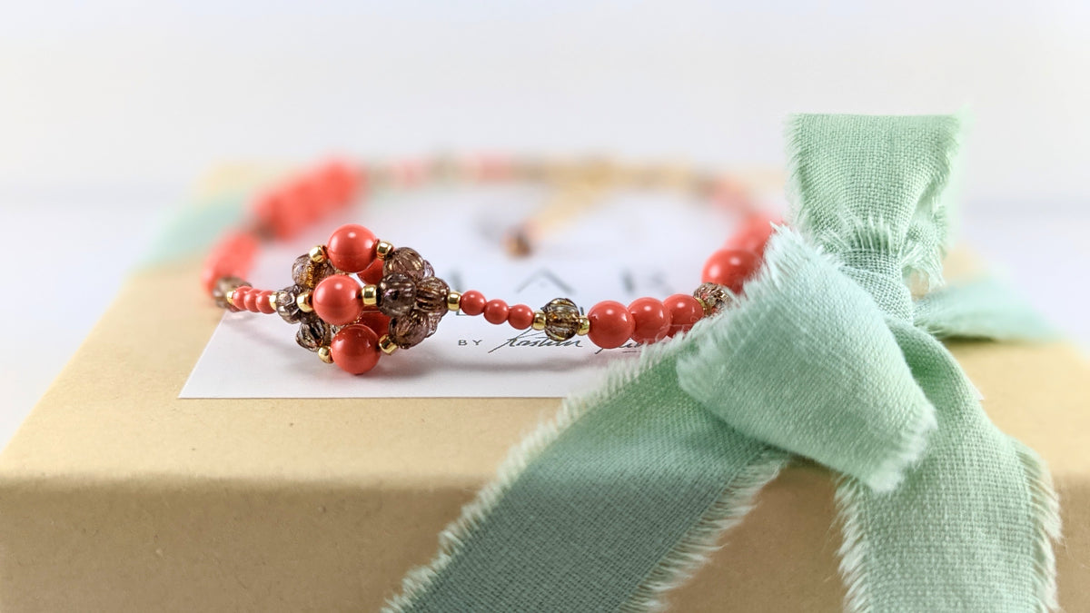 Coral crystal pearl bracelet