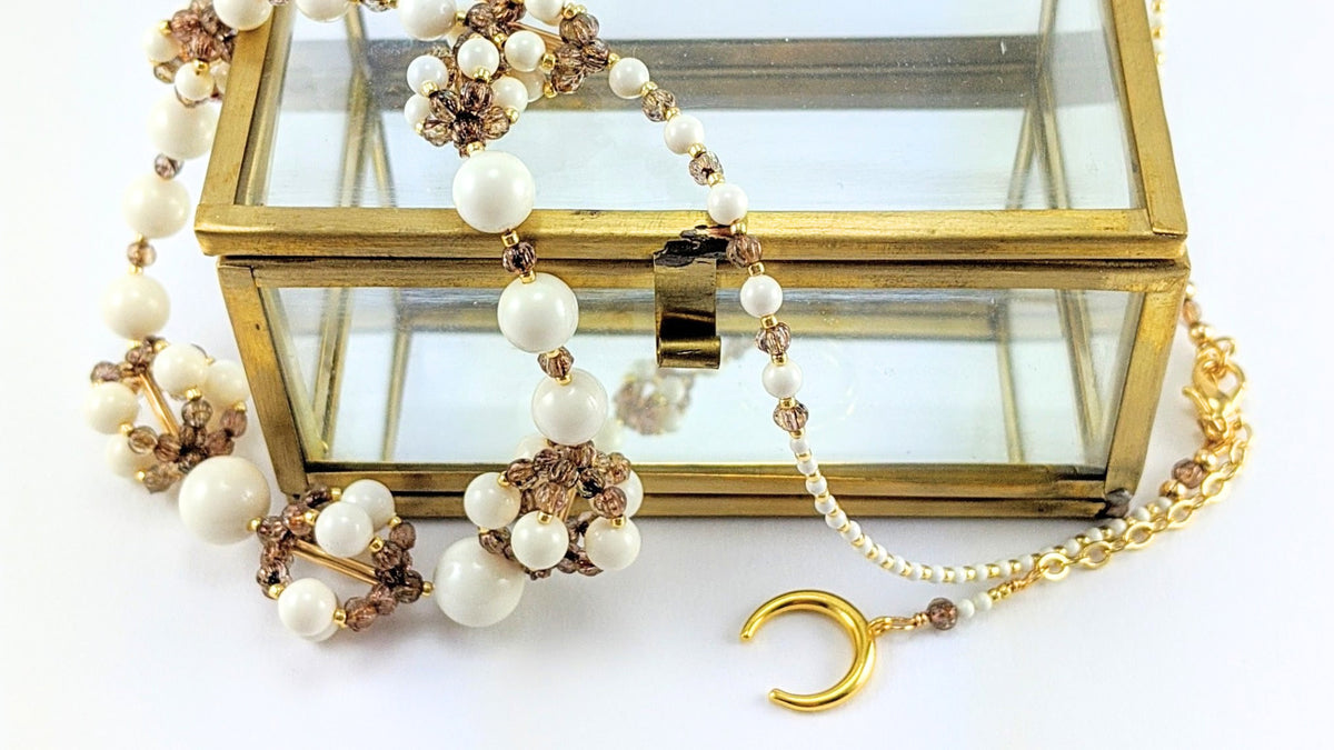 Ivory crystal pearl necklace