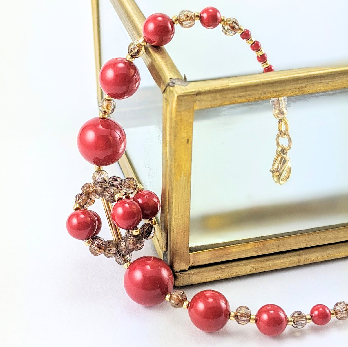 Red crystal pearl necklace
