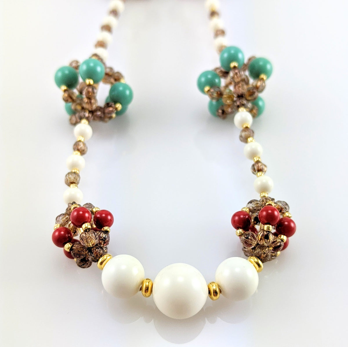 Tri - color crystal pearl necklace