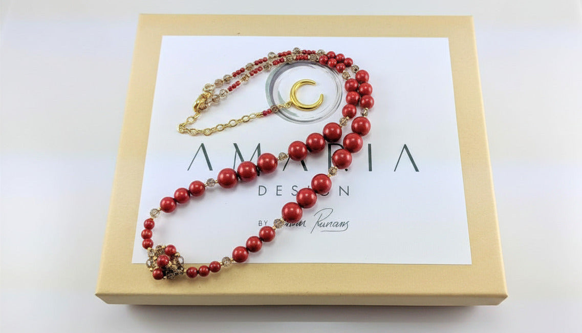 Red crystal pearl necklace