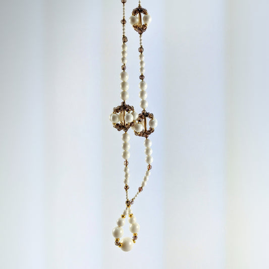 Ivory crystal pearl necklace