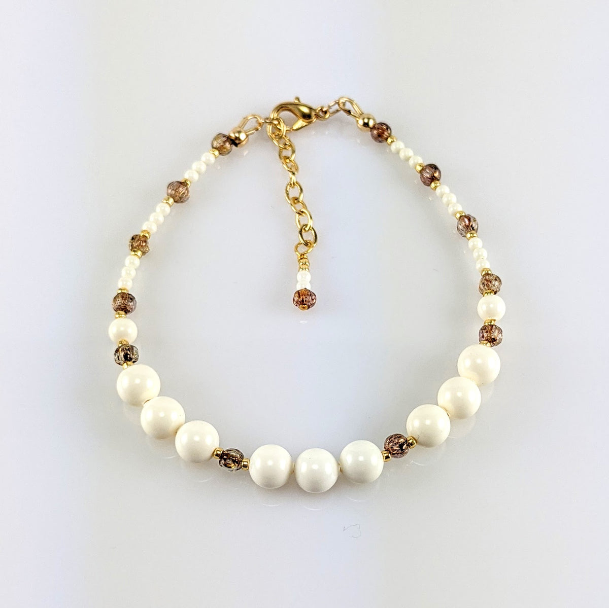 Ivory crystal pearl bracelet