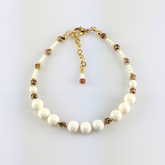 Ivory crystal pearl bracelet