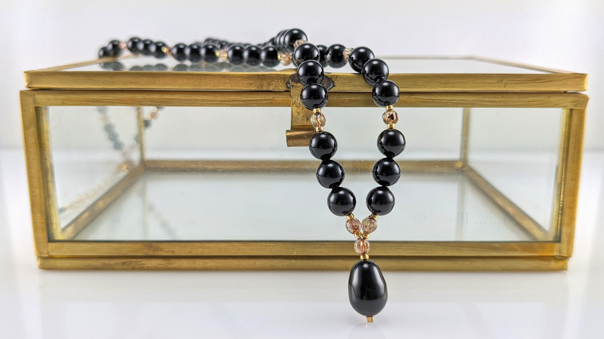 Mystic black crystal pearl necklace