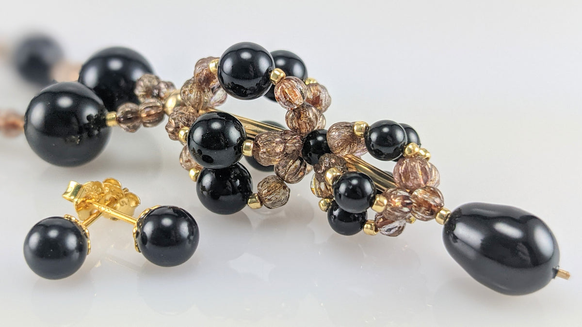 Mystic black crystal pearl necklace
