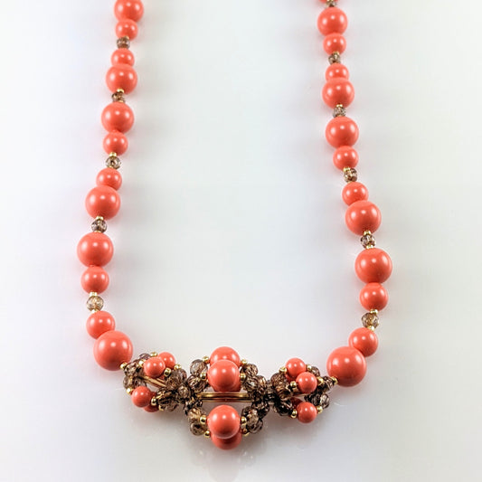 Coral crystal pearl necklace