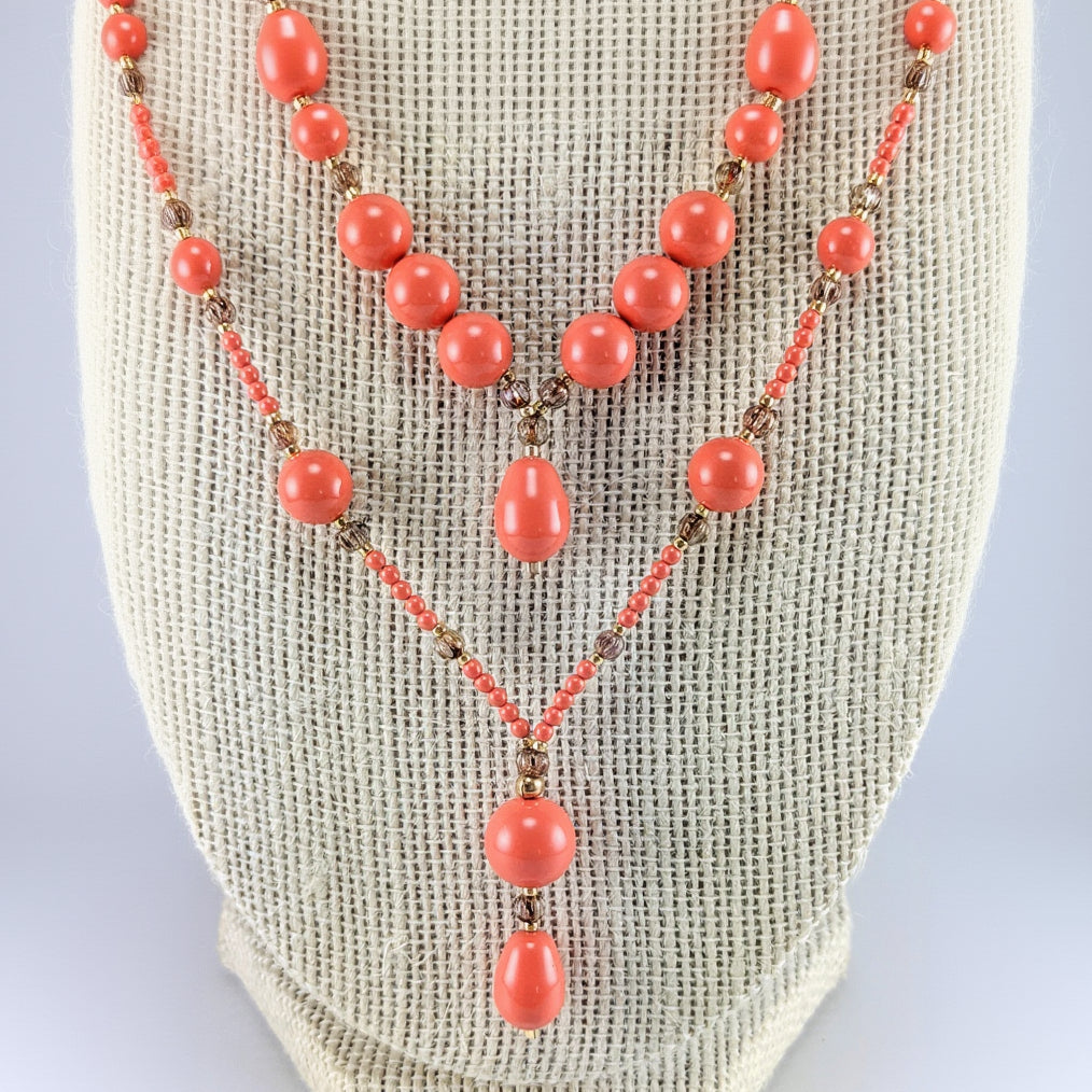 Coral crystal pearl necklace