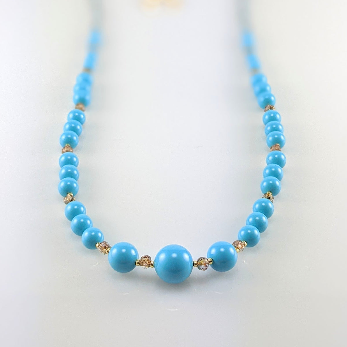 Turquoise blue crystal pearl necklace