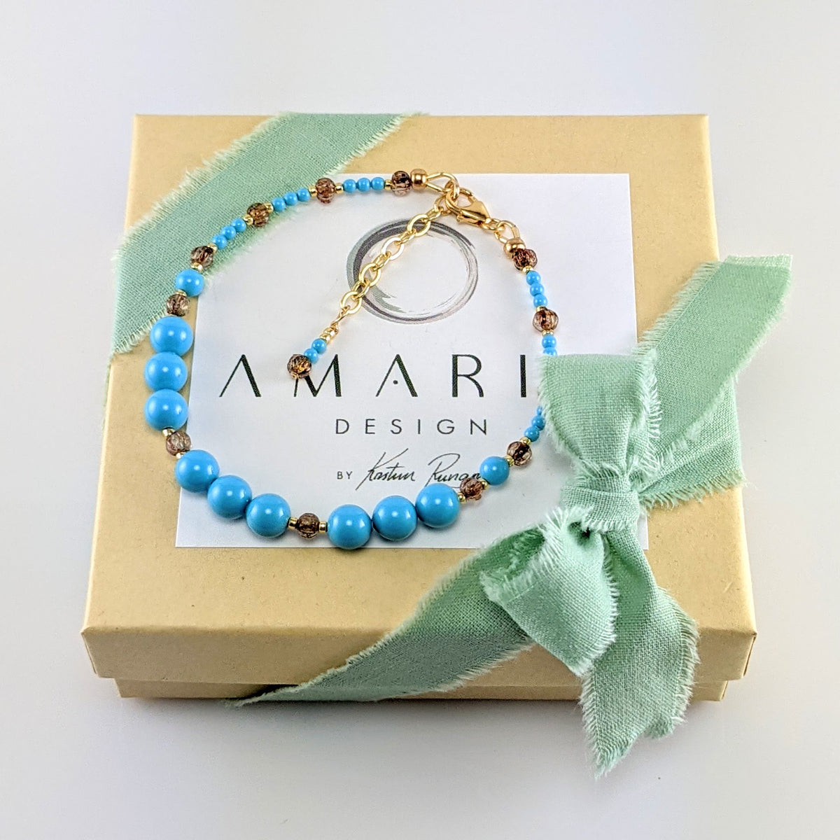 Turquoise blue crystal pearl bracelet