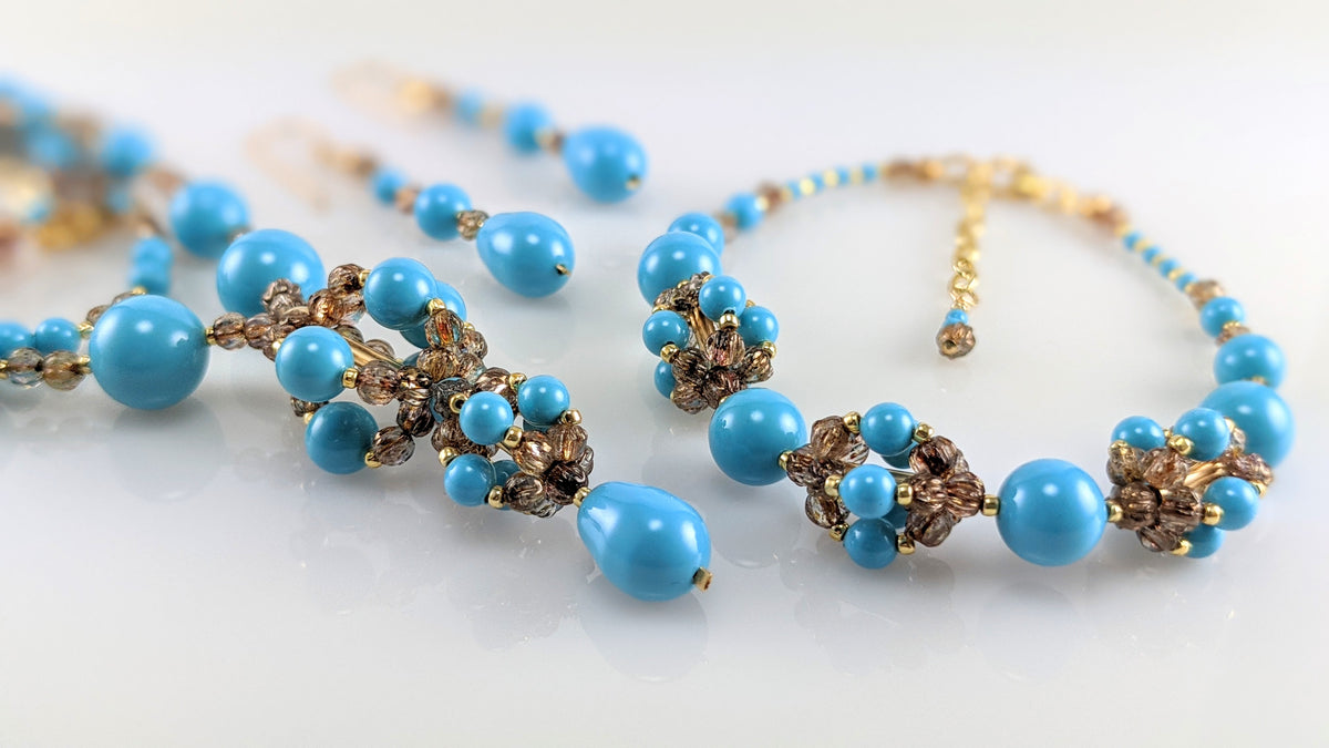 Turquoise blue crystal pearl bracelet