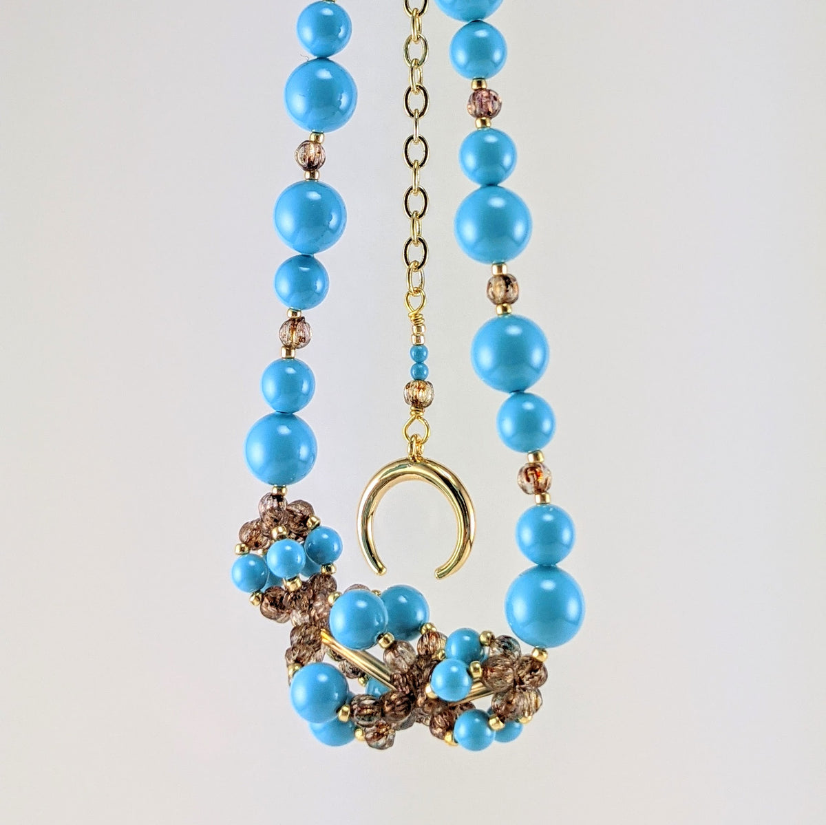 Turquoise blue crystal pearl necklace