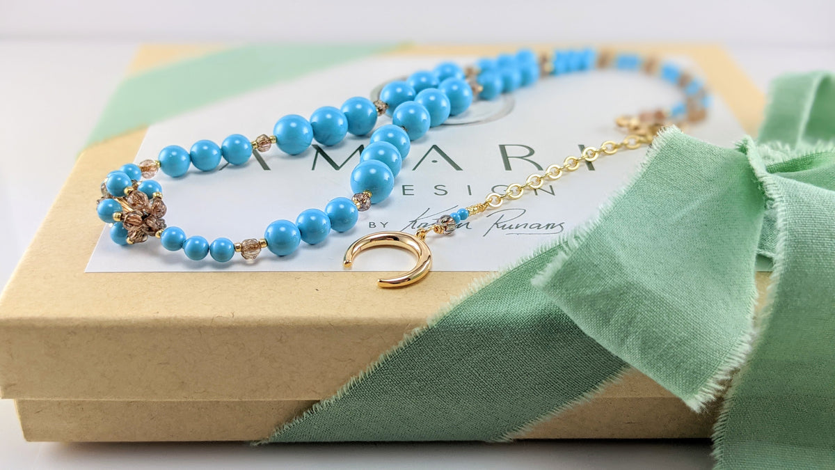 Turquoise blue crystal pearl necklace
