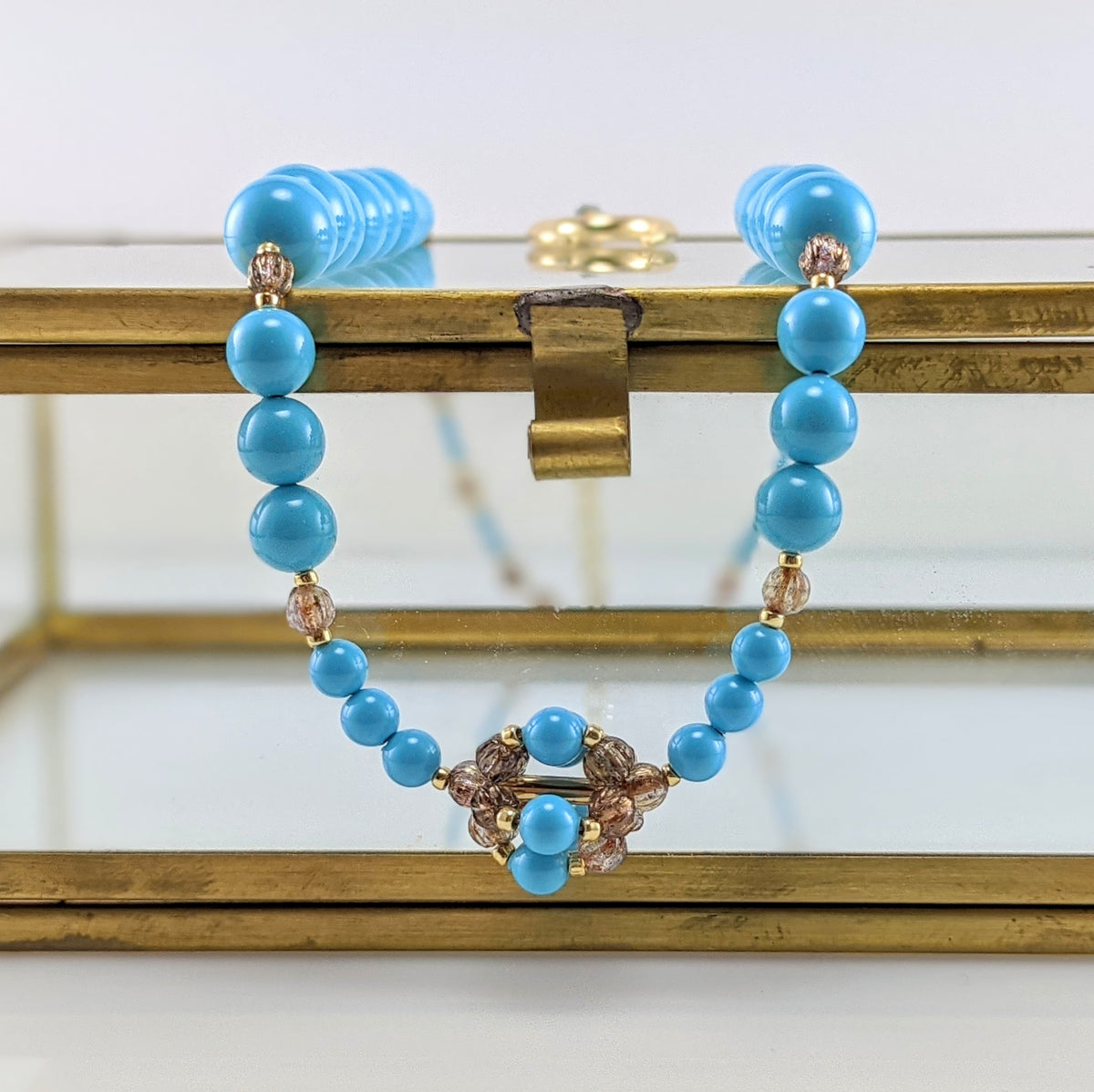 Turquoise blue crystal pearl necklace