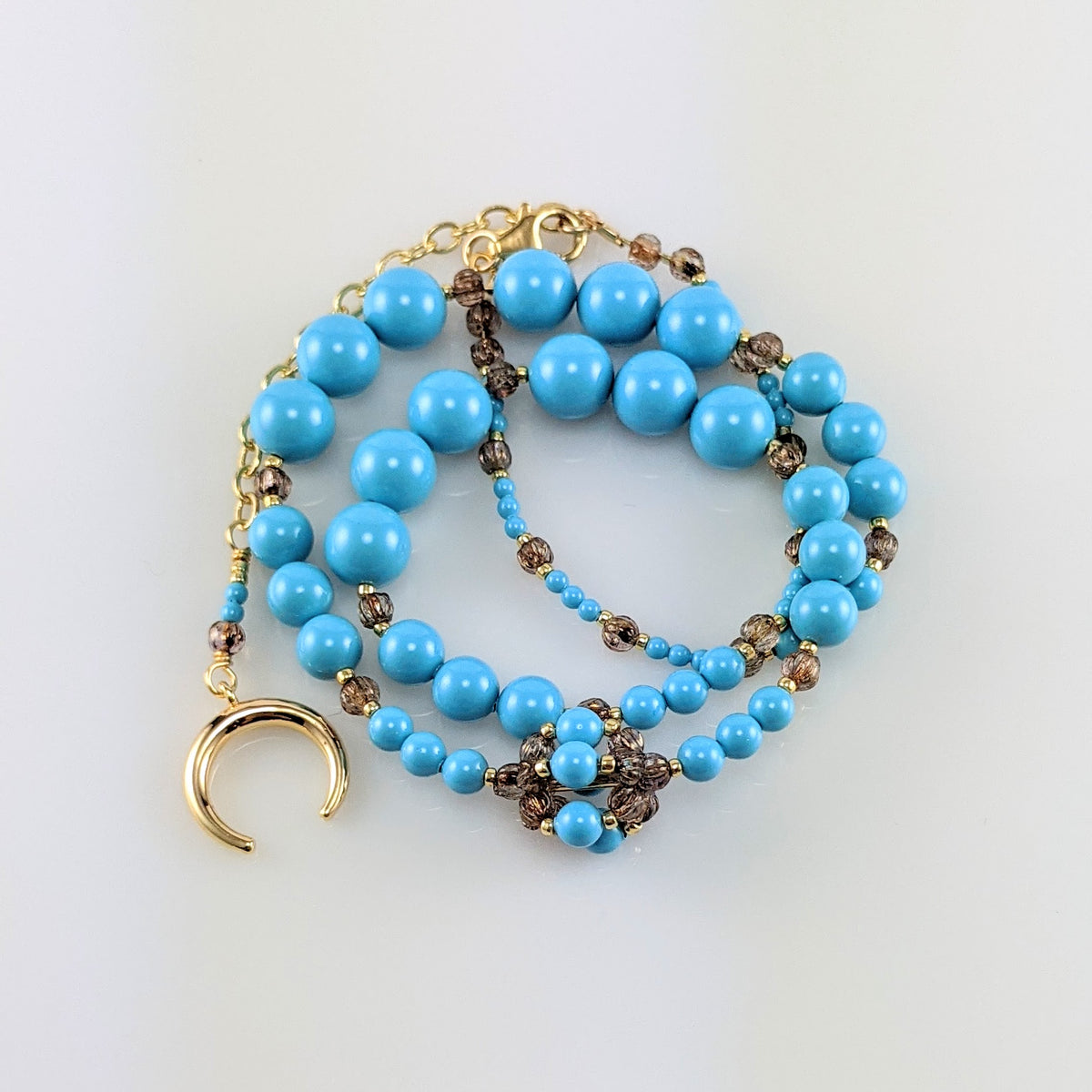Turquoise blue crystal pearl necklace