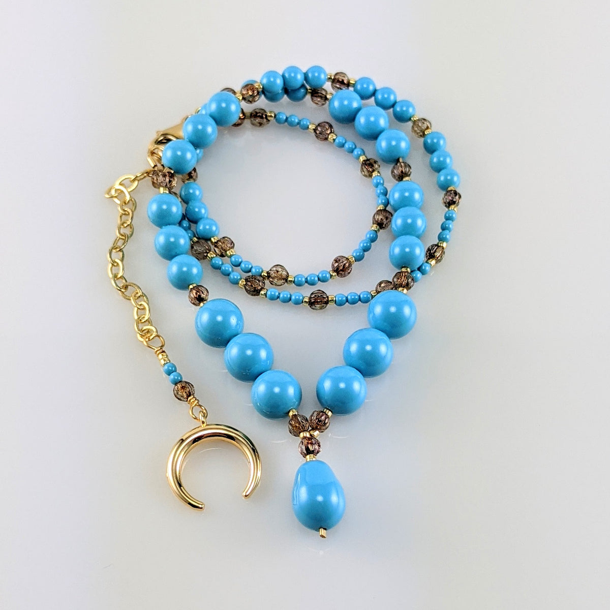 Turquoise blue crystal pearl necklace