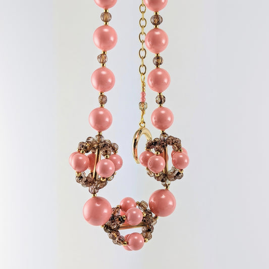 Pink crystal pearl necklace