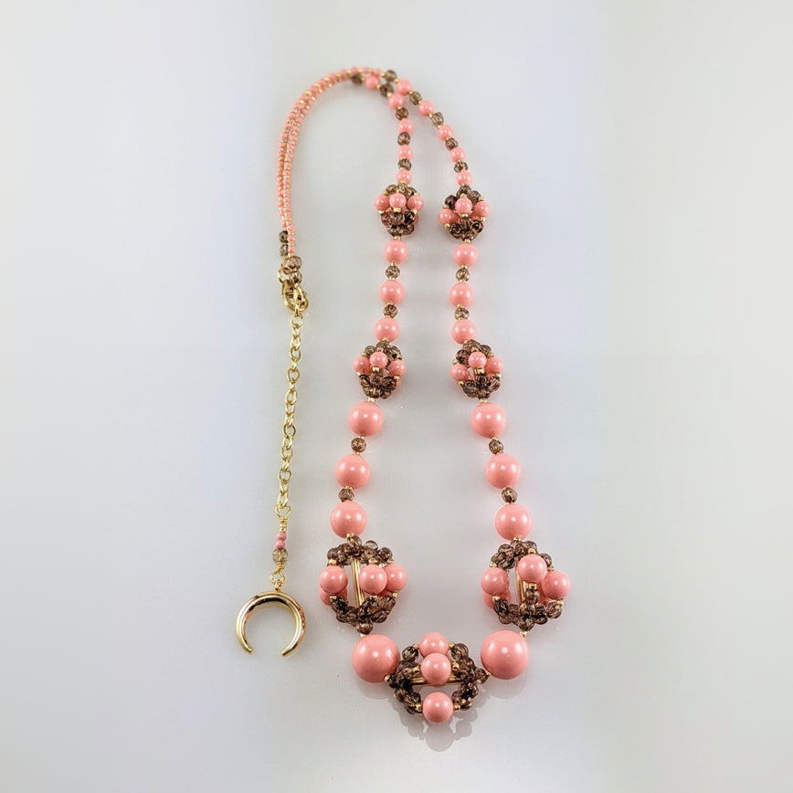 Pink crystal pearl necklace