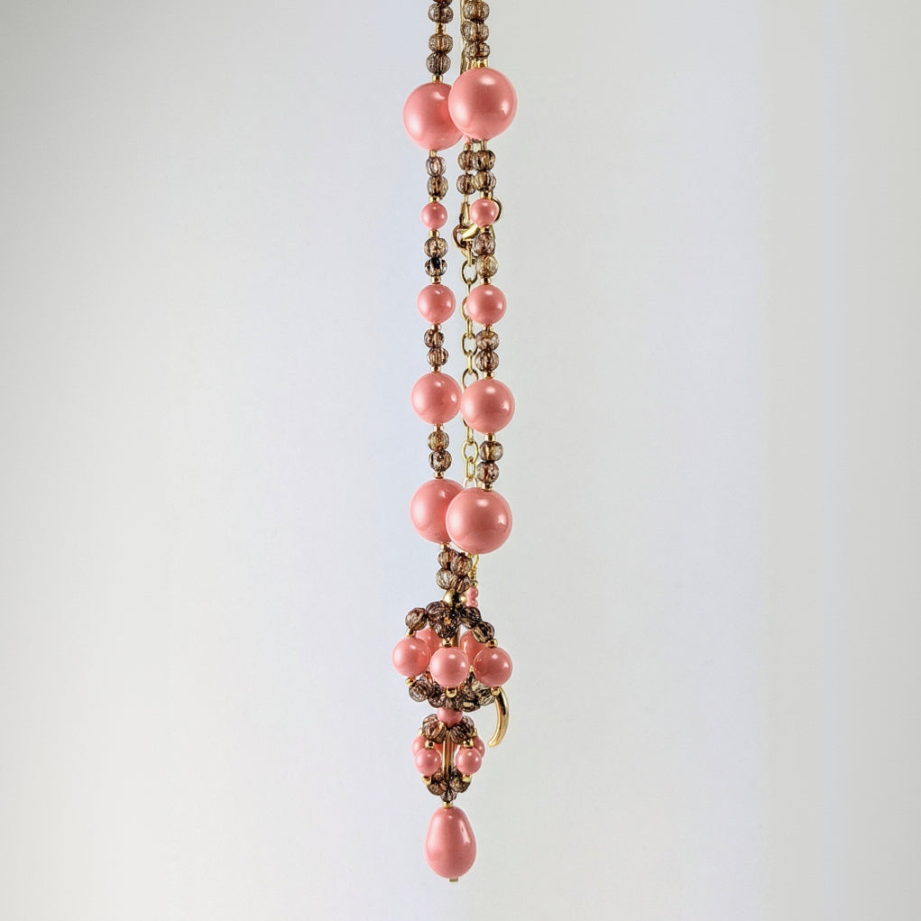 Pink crystal pearl necklace