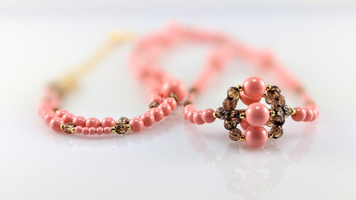 Pink crystal pearl necklace