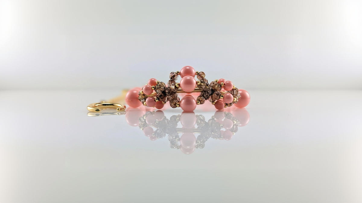 Pink crystal pearl necklace