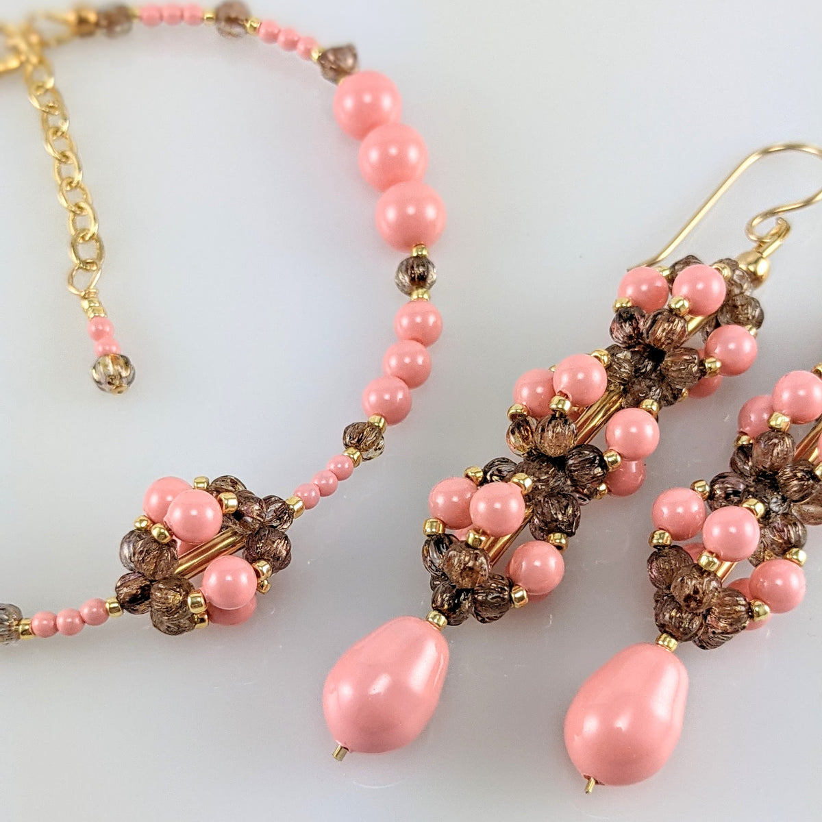 Pink crystal pearl bracelet