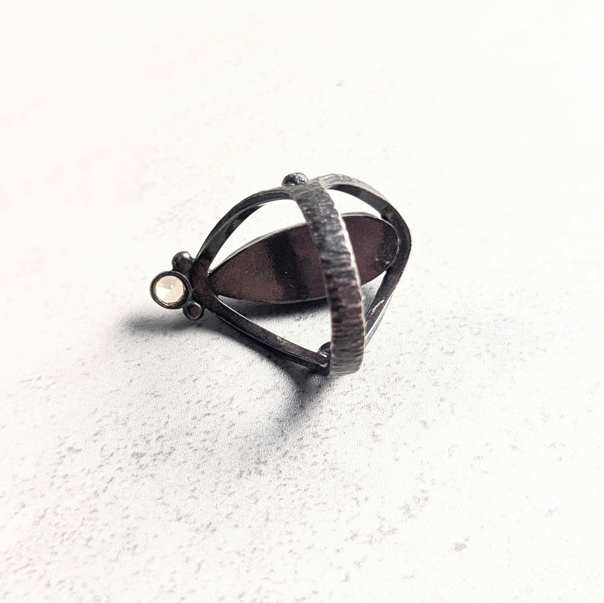 Dendritic Agate silver ring with golden accent