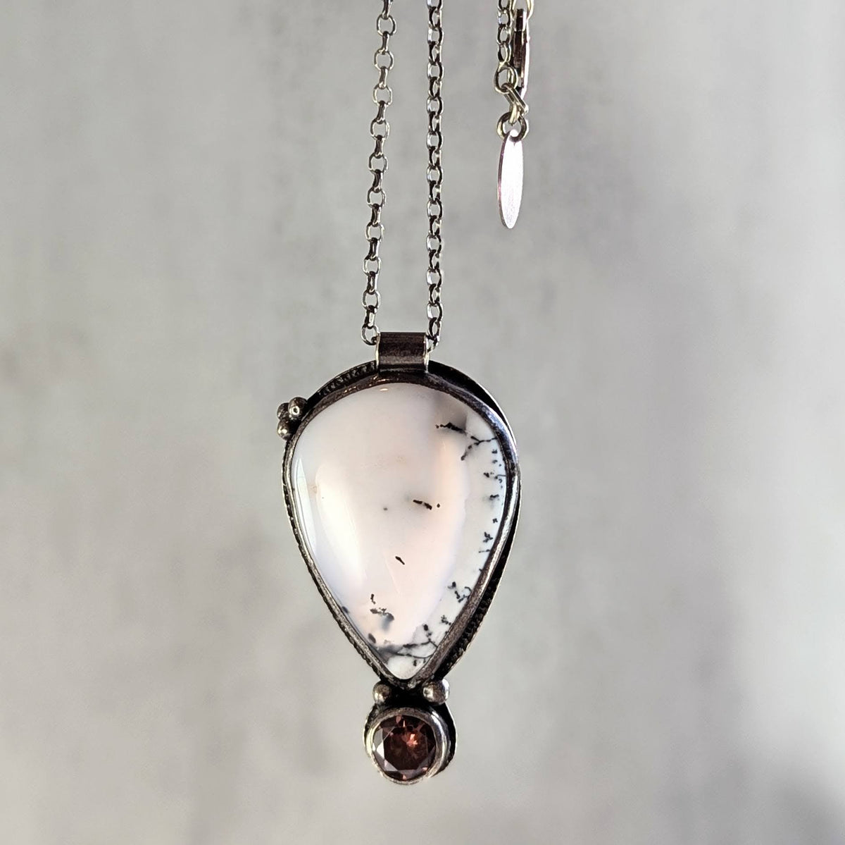 Dendritic Agate Necklace with umber accent