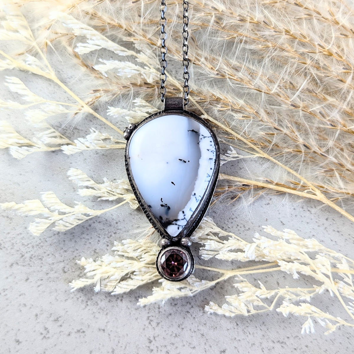 Dendritic Agate Necklace with umber accent