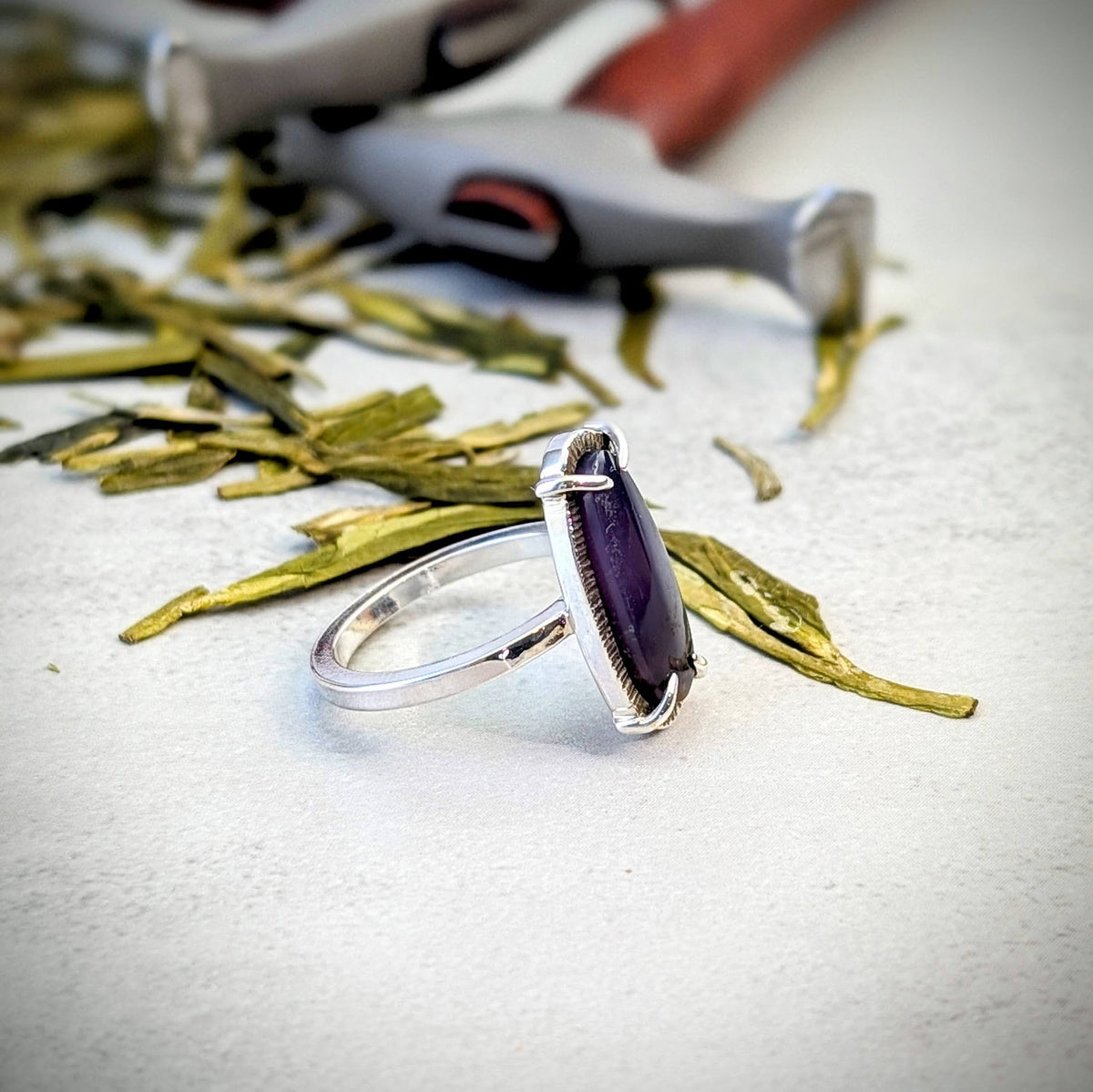 Sage Amethyst silver ring