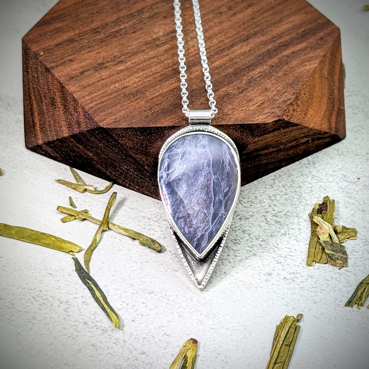 Purple chalcedony silver pendant