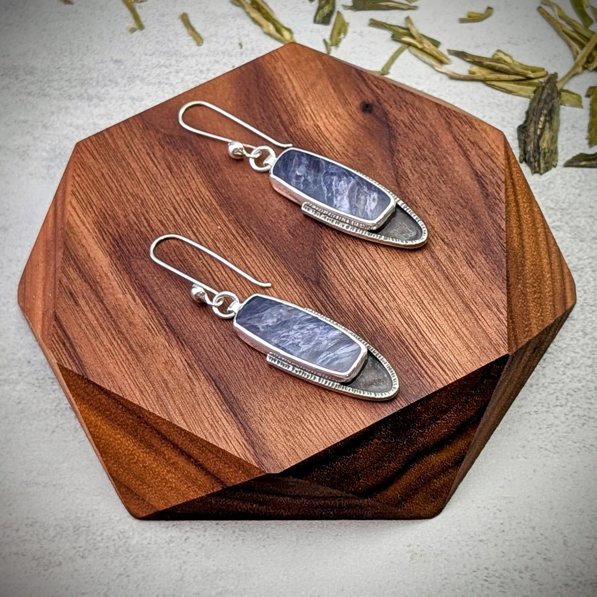 Purple Chalcedony silver earrings