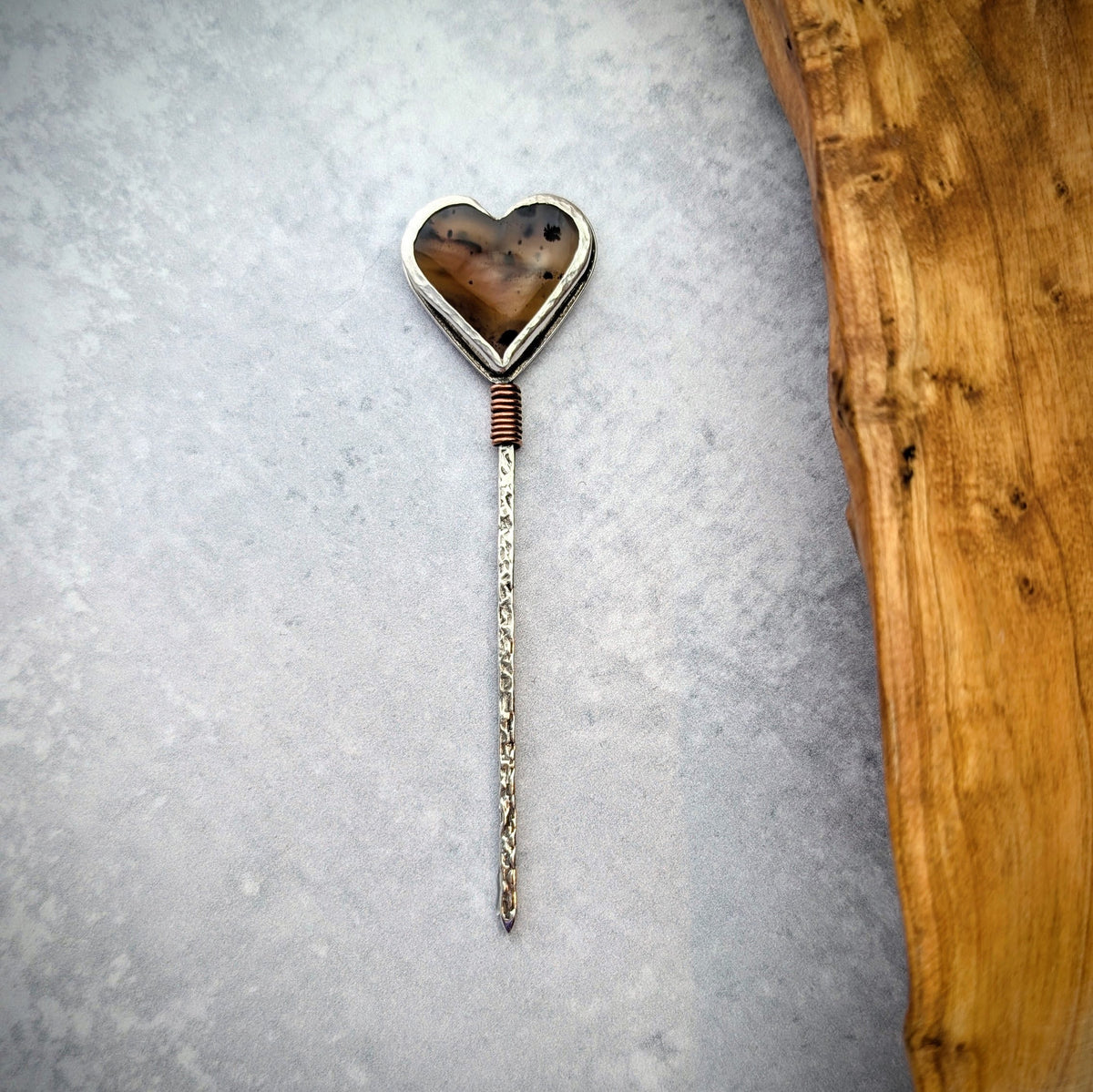 Montana Agate Heart Hat Pick