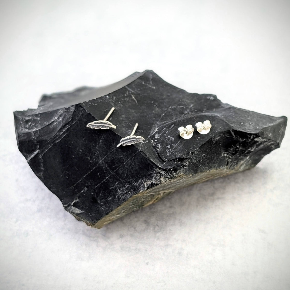 Tiny Feather earrings