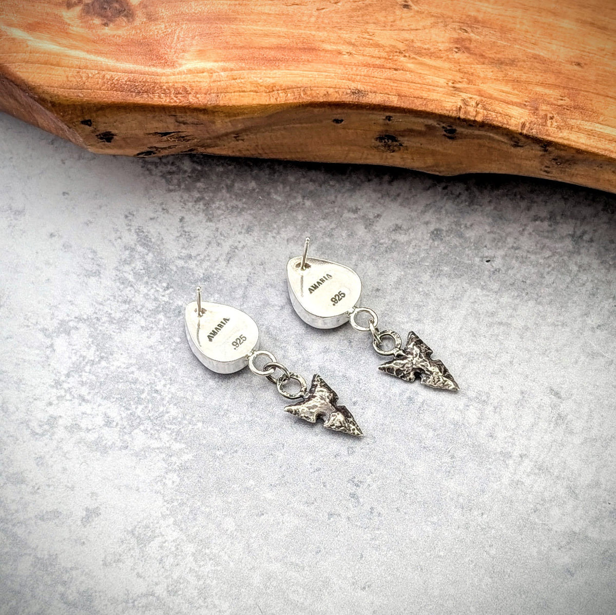 Grand Montana Agate Arrowhead Earrings