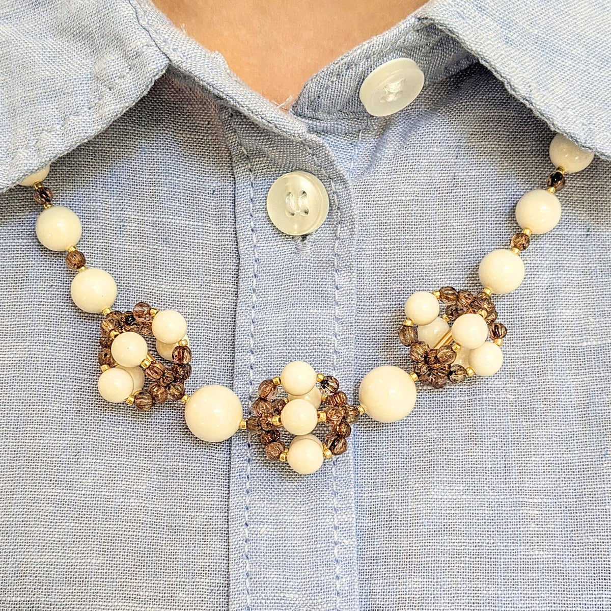 Ivory crystal pearl necklace