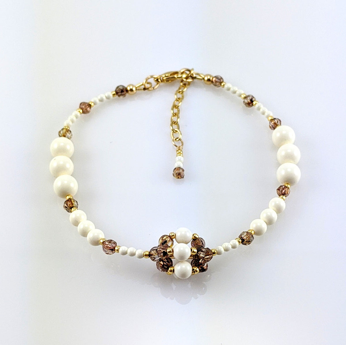 Ivory crystal pearl bracelet