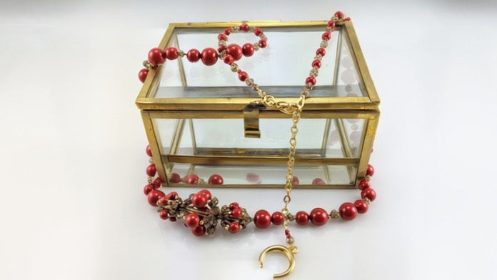 Red crystal coral necklace