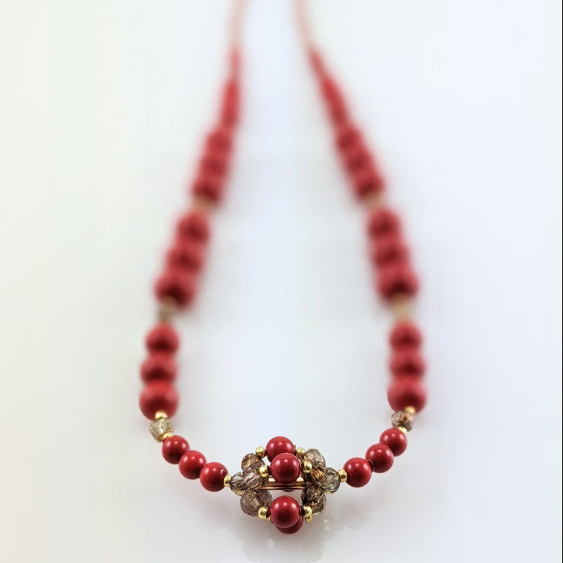 Red crystal pearl necklace