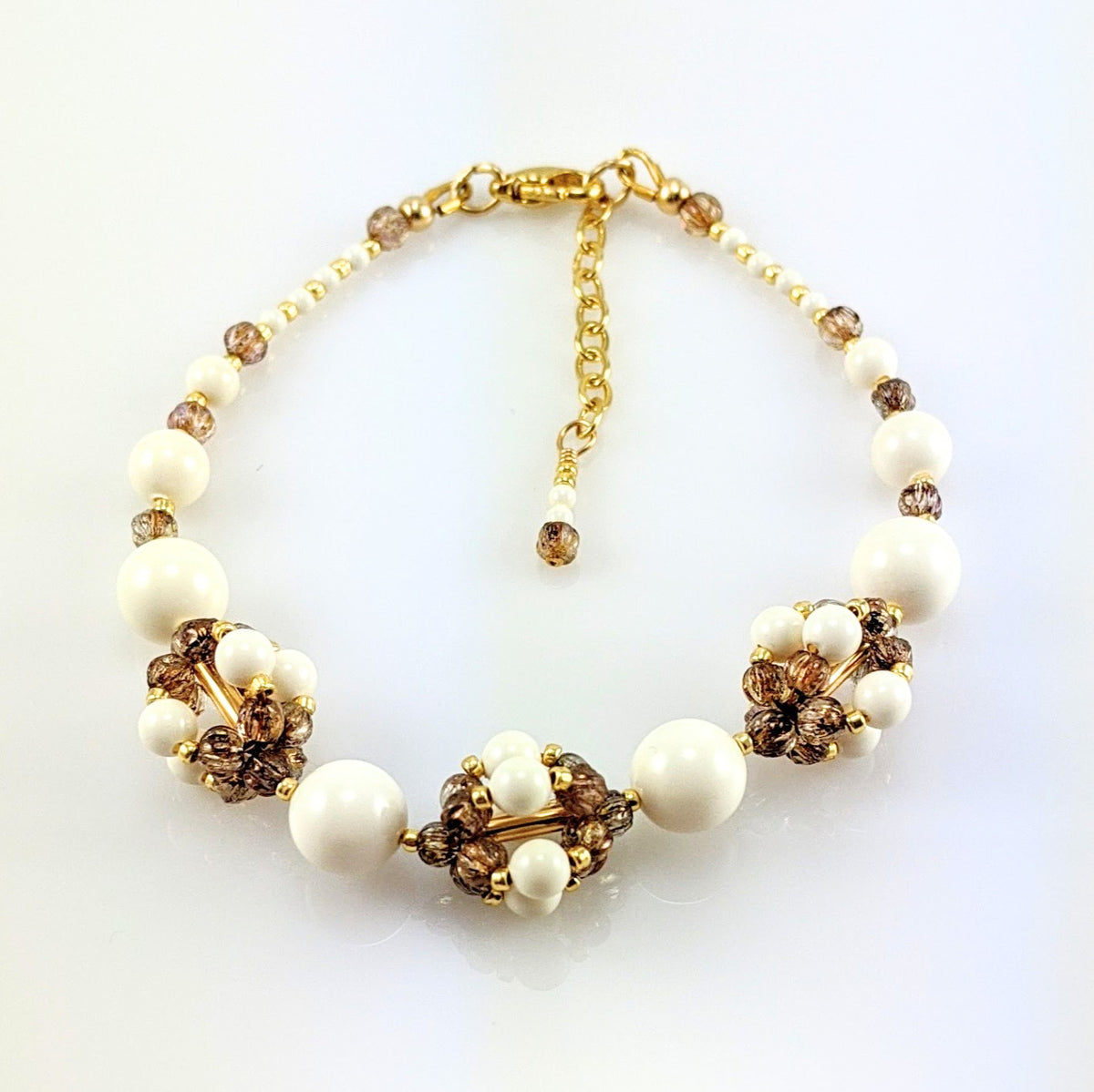 Ivory crystal pearl bracelet