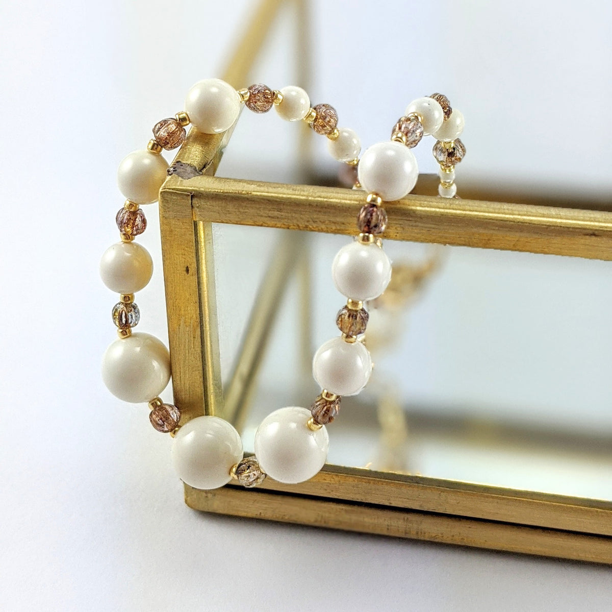 Ivory crystal pearl bracelet