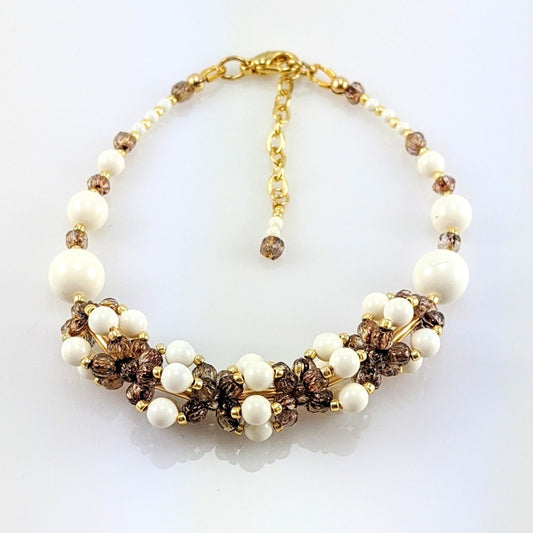 Ivory crystal pearl bracelet